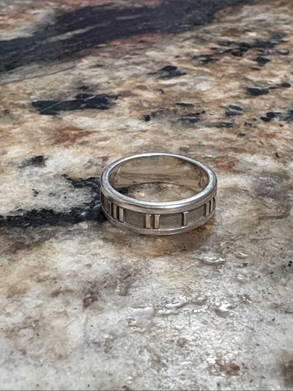 Tiffany & Co. atlas ring Sterling Silver Band with Roman numerals - Picture 2 of 4